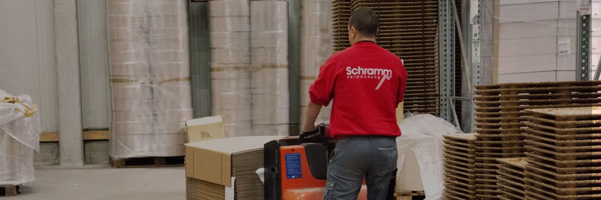 Kommissionierung im Schramm-Lager